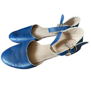 Monkey Feet flats, size 40